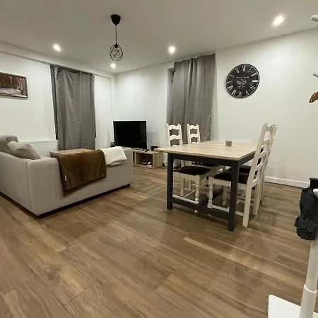Maison 6 Personnes *
